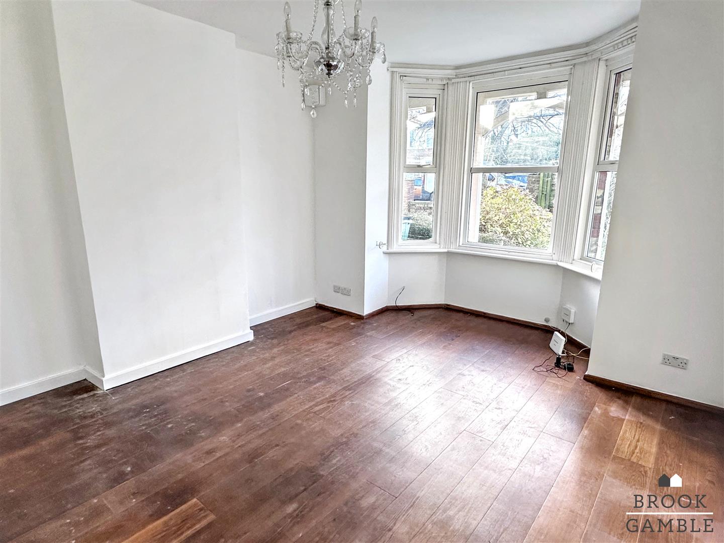 1 Bedroom Flat. Willingdon Road in Eastbourne,  3